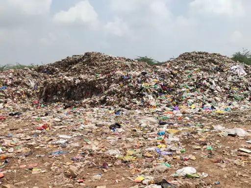 પ્રતીકાત્મક તસવીર:ગાંધીનગરના કચરાના અયોગ્ય નિકાલ રહીશો માટે નુકસાનકારક