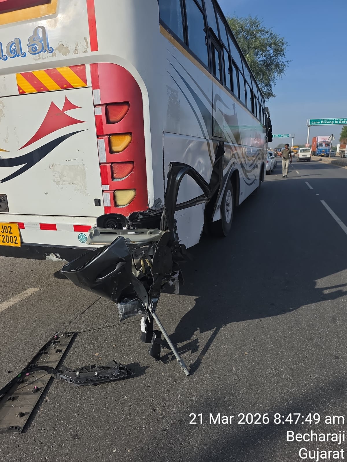 બહુચરાજી : લકઝરી બસ સાથે ના અકસ્માત નું શું છે સત્ય…?